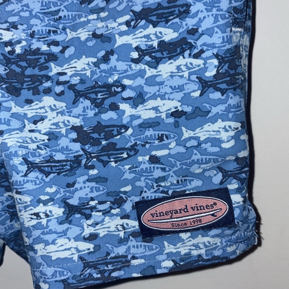 Vineyard Vines Printed Chappy Trunks Size 7 Blue Fish Camo Bimini - Picture 4 of 12
